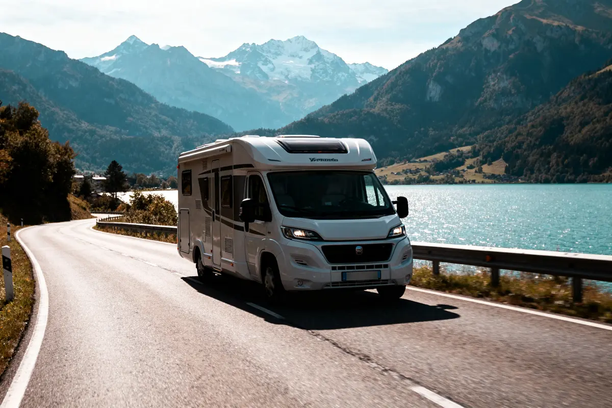 La Suisse en camping car : itinéraires, conseils et spots immanquables