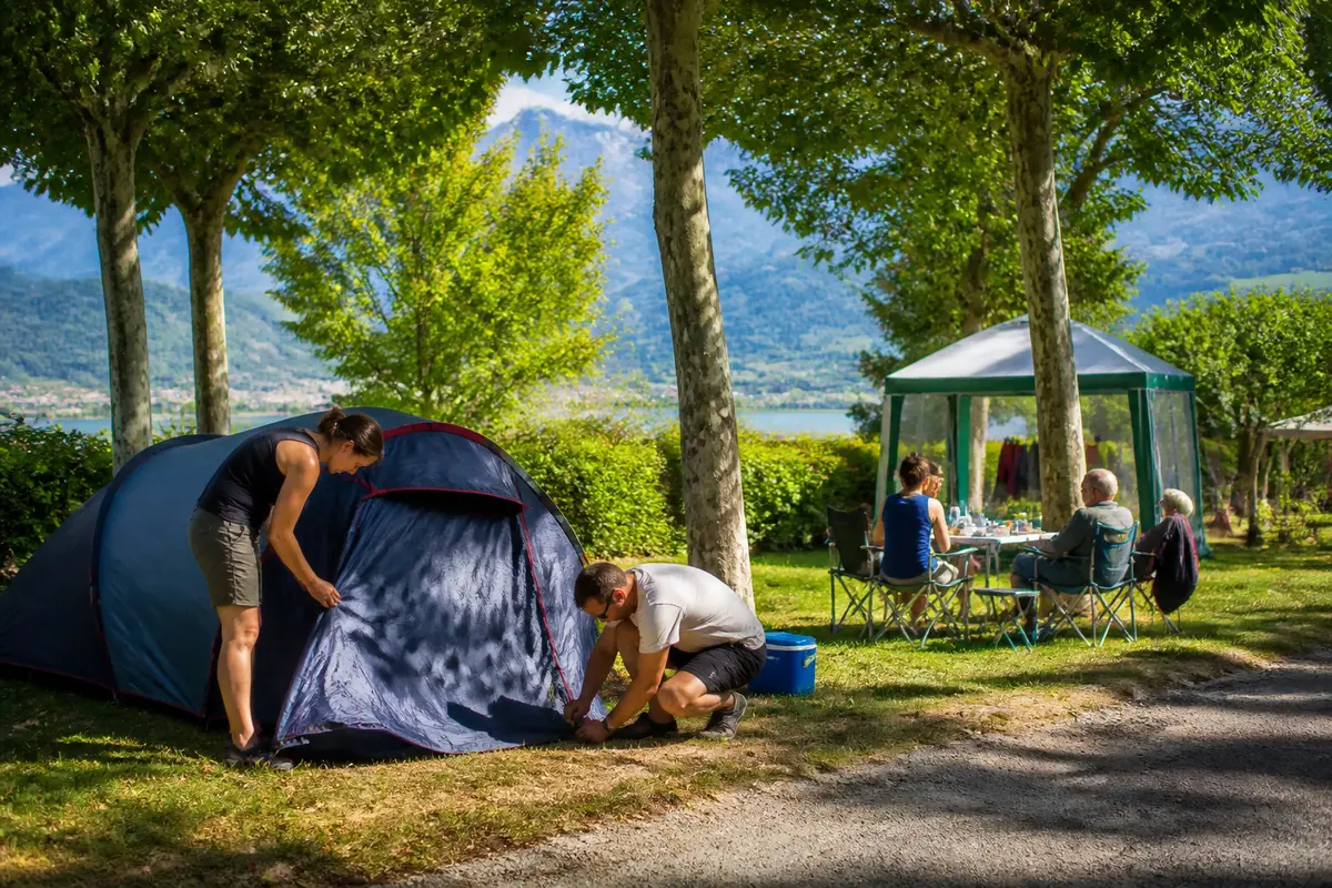 Camping Manu à Crots : tarifs, avis et lac de Serre-Ponçon